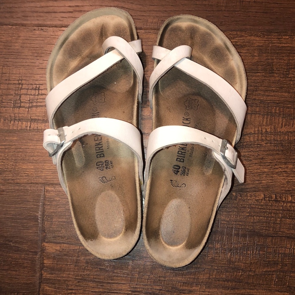 White Birkenstock’s